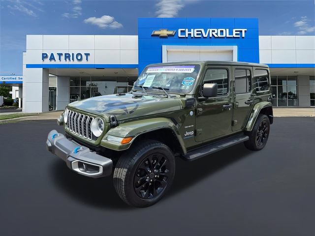 Used 2024 Jeep Wrangler Unlimited Sahara w/ Technology Group AWD/4WD image 6