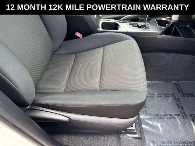 Used 2017 Toyota RAV4 LE AWD/4WD image 8
