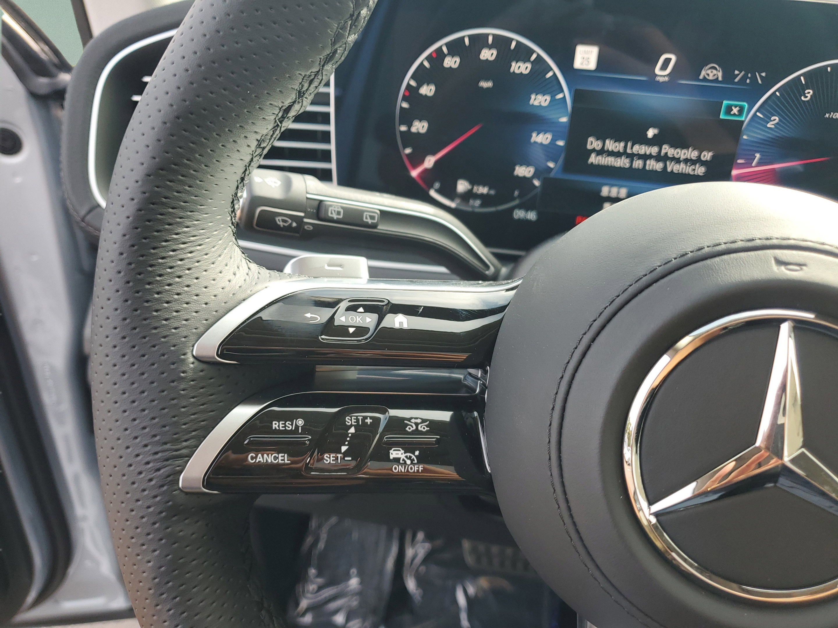 Certified 2026 Mercedes-Benz GLS 450 4MATIC image 30