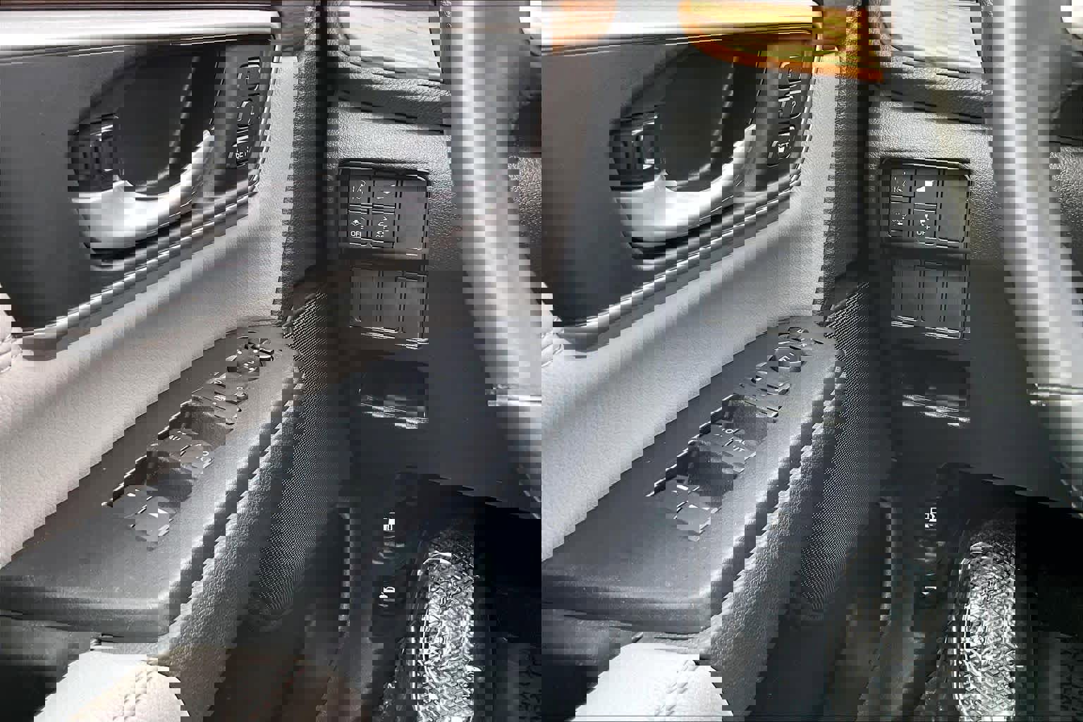 Used 2020 Honda CR-V Touring image 33