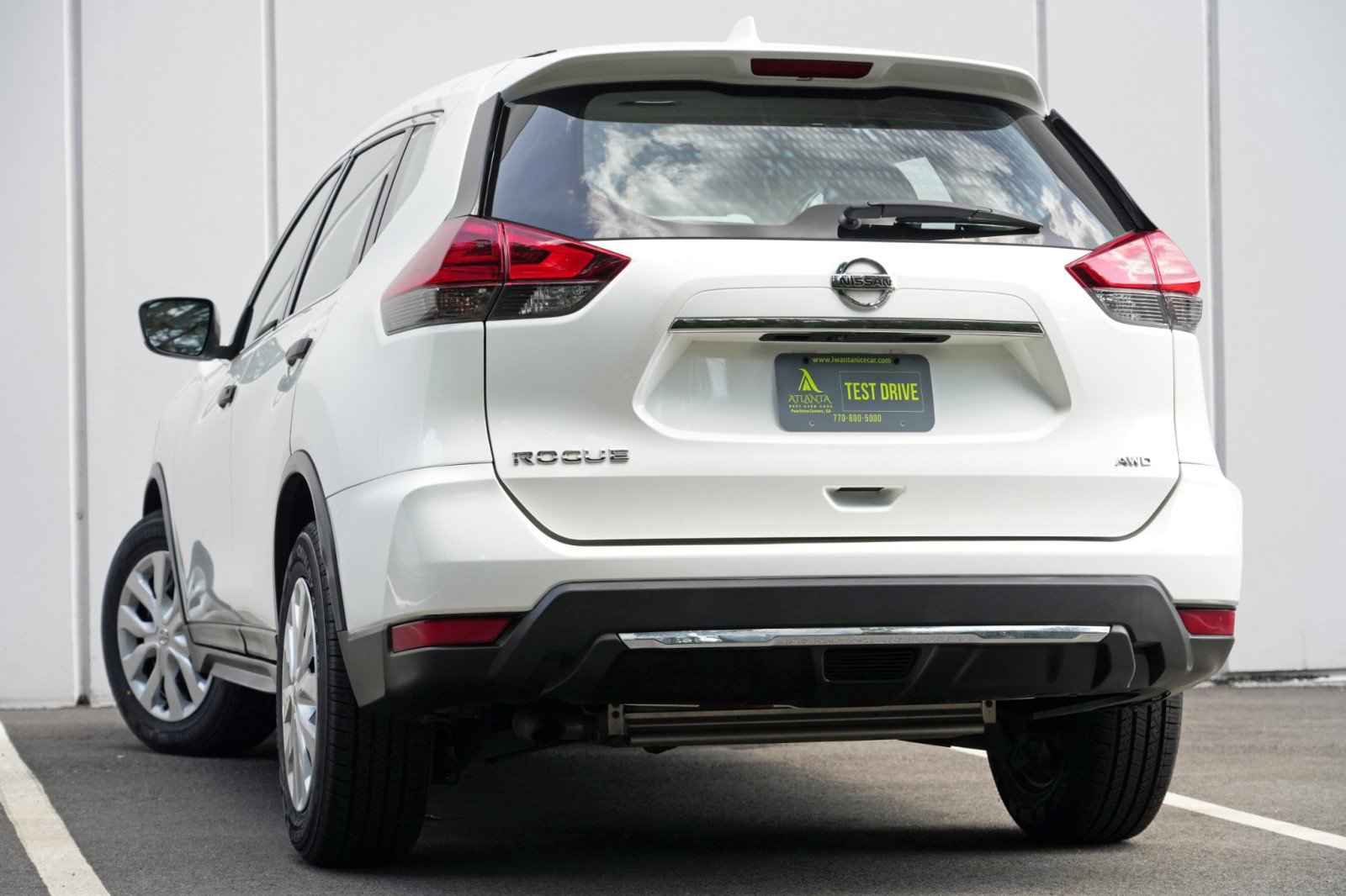 Used 2017 Nissan Rogue S AWD/4WD image 5