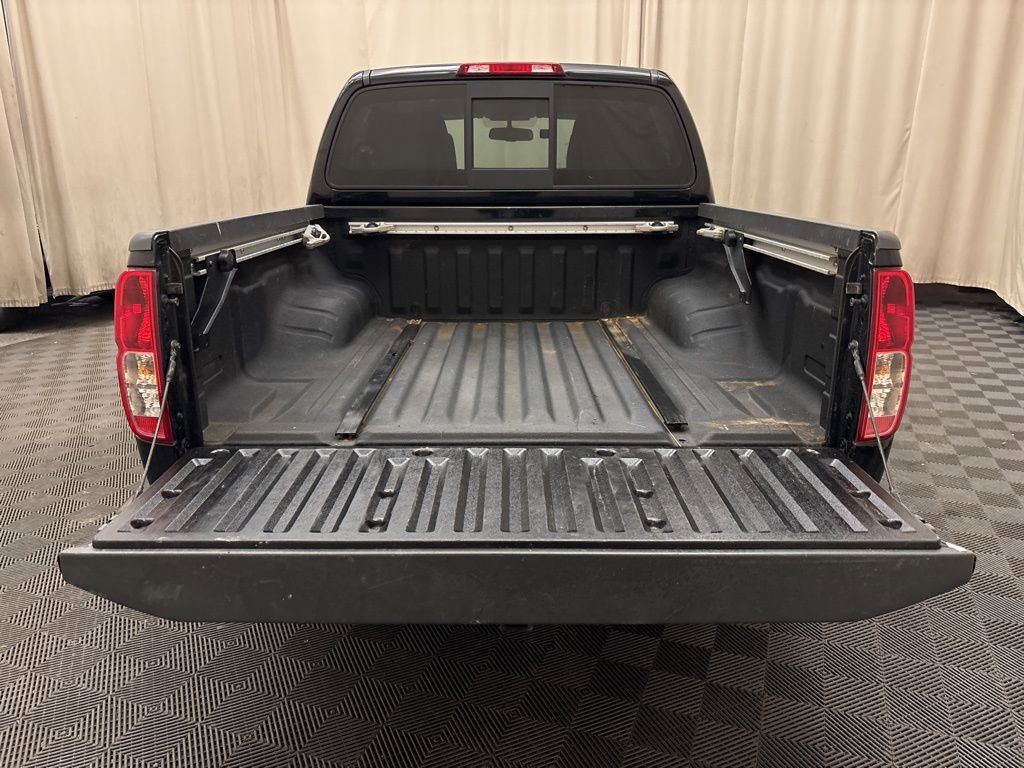 Used 2020 Nissan Frontier SV image 10