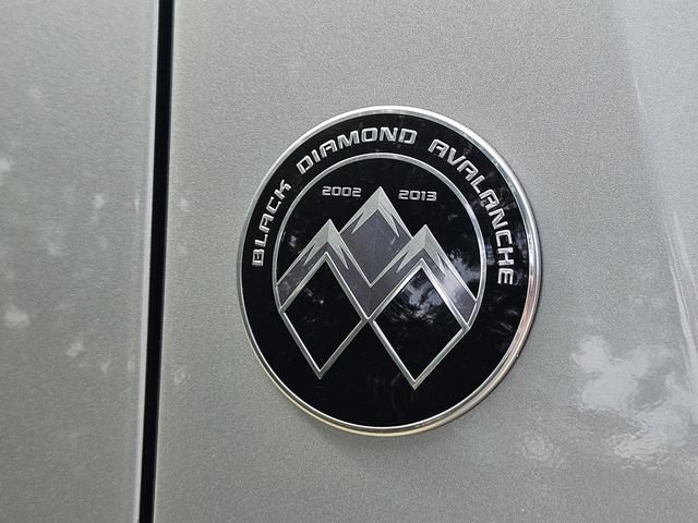 Used 2013 Chevrolet Avalanche LTZ RWD image 7