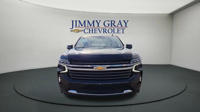 Used 2023 Chevrolet Suburban LT RWD image 5