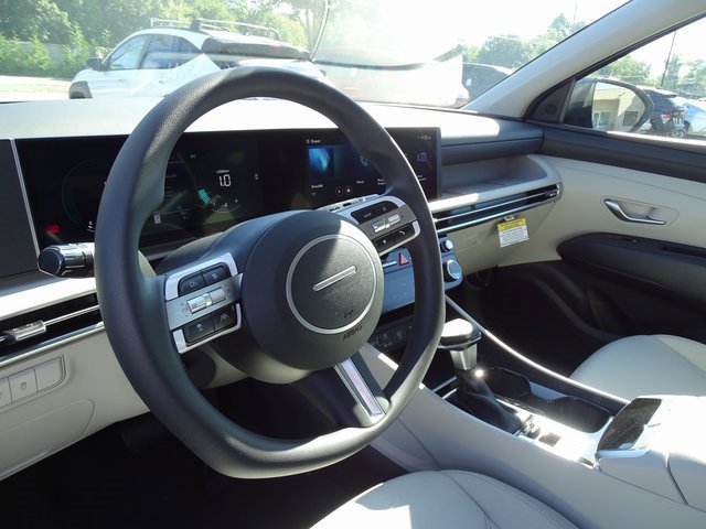 New 2026 Hyundai Tucson SEL image 12