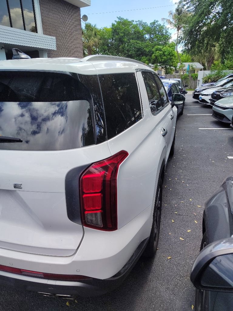 Used 2025 Hyundai Palisade Limited FWD image 5