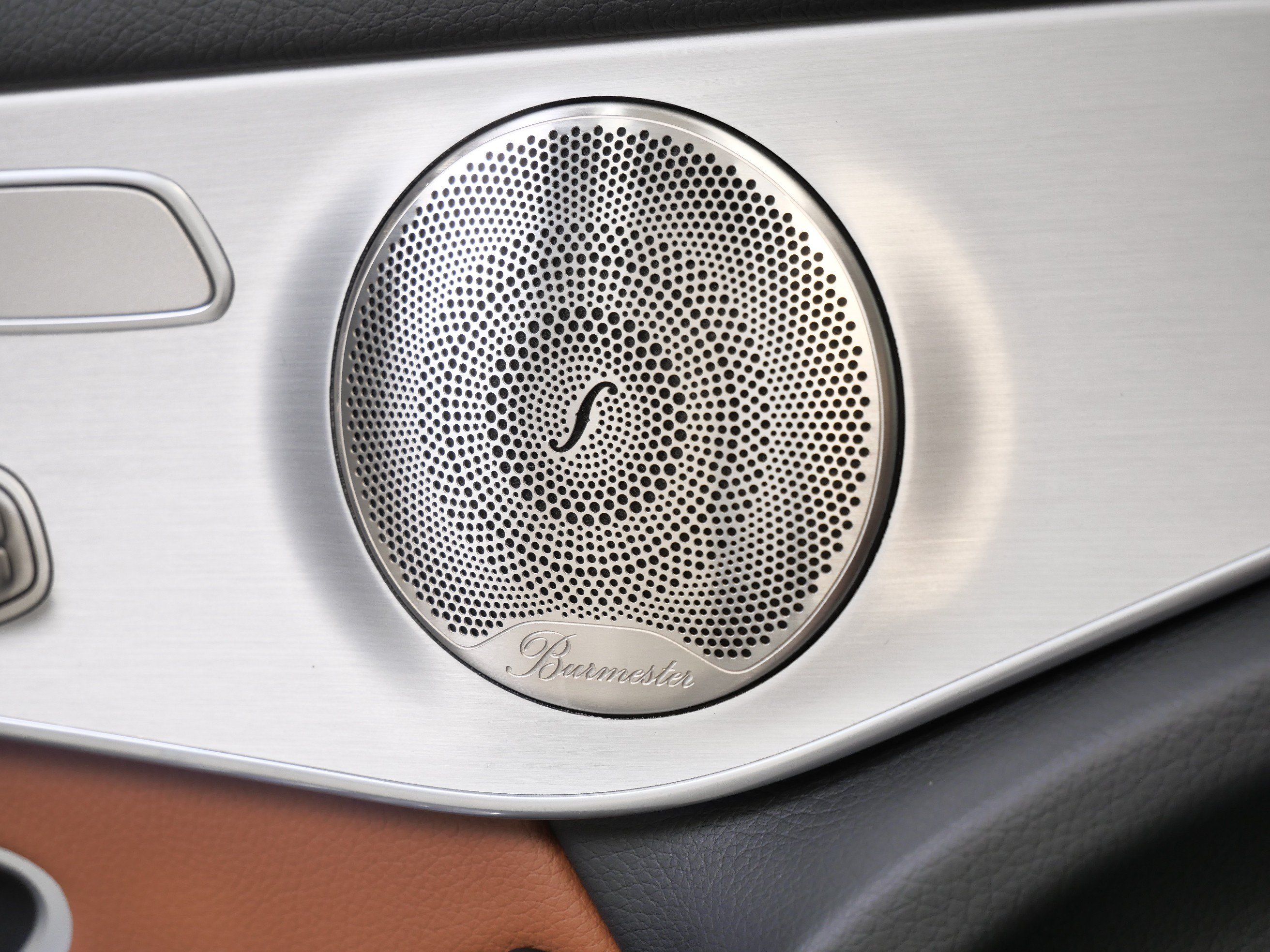 Certified 2023 Mercedes-Benz GLC 300 4MATIC Coupe image 31