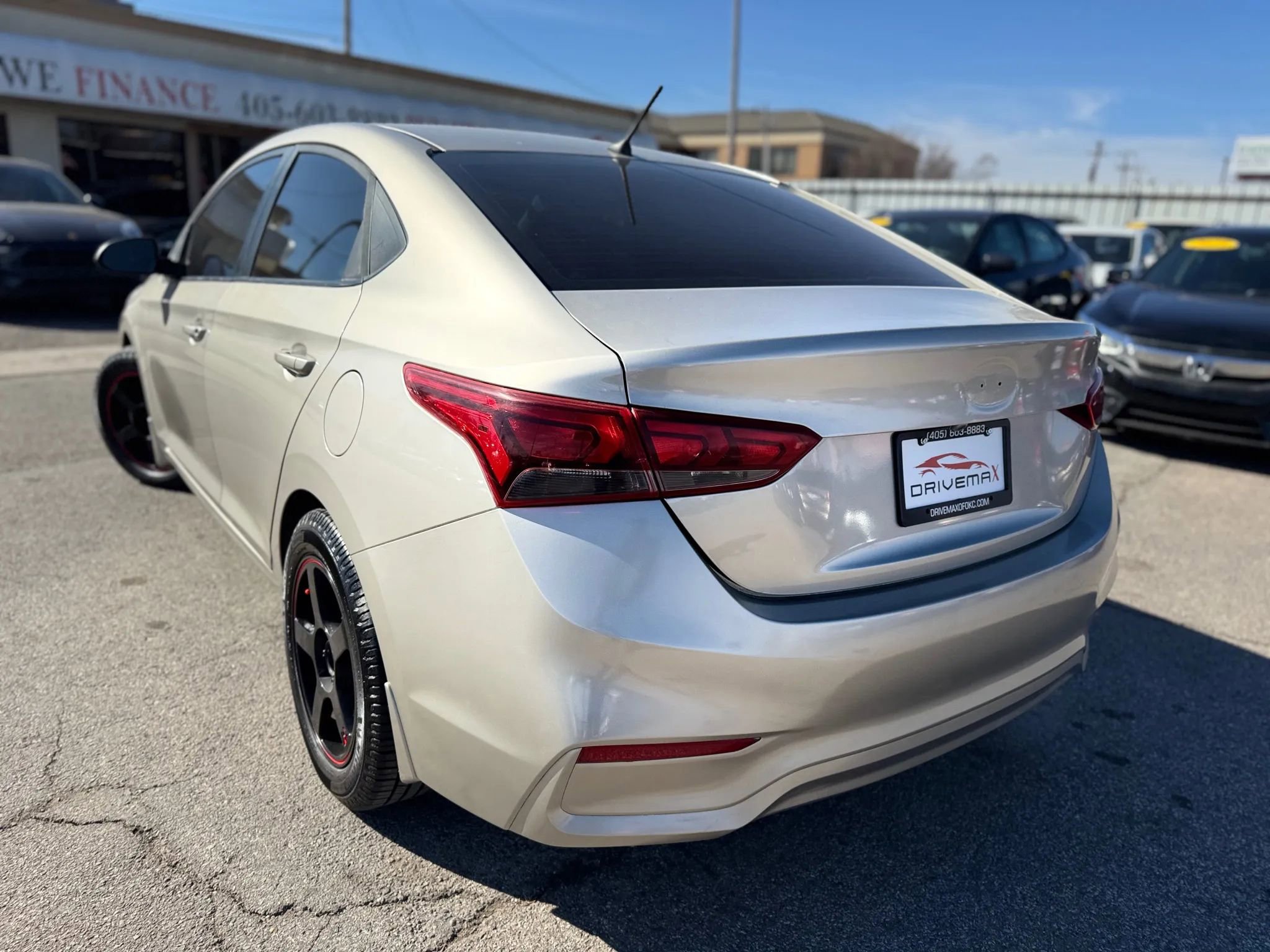 Used 2019 Hyundai Accent SE FWD image 5