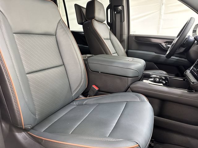 New 2026 GMC Yukon XL AT4 w/ AT4 Premium Plus Package AWD/4WD image 29