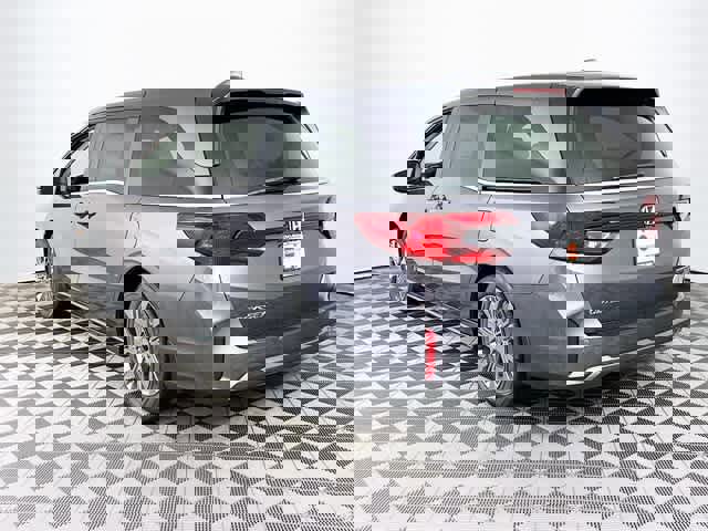 New 2026 Honda Odyssey Touring image 4