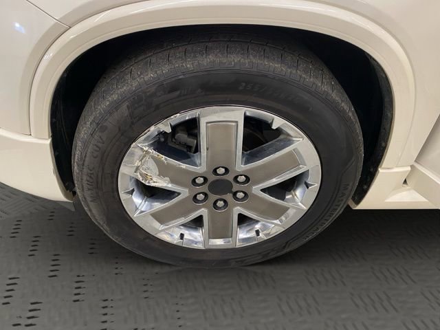 Used 2011 GMC Acadia Denali image 30