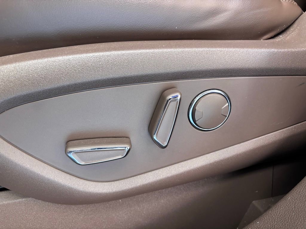 Used 2016 Lincoln MKX Reserve w/ Luxury Package image 20