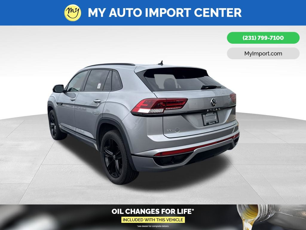 Used 2023 Volkswagen Atlas Cross Sport SEL R-Line AWD/4WD image 5