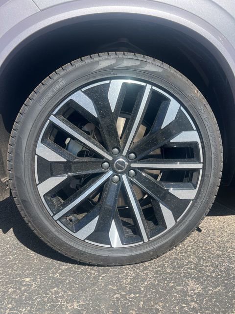 New 2026 Volvo XC90 B5 Plus w/ Protection Package image 30
