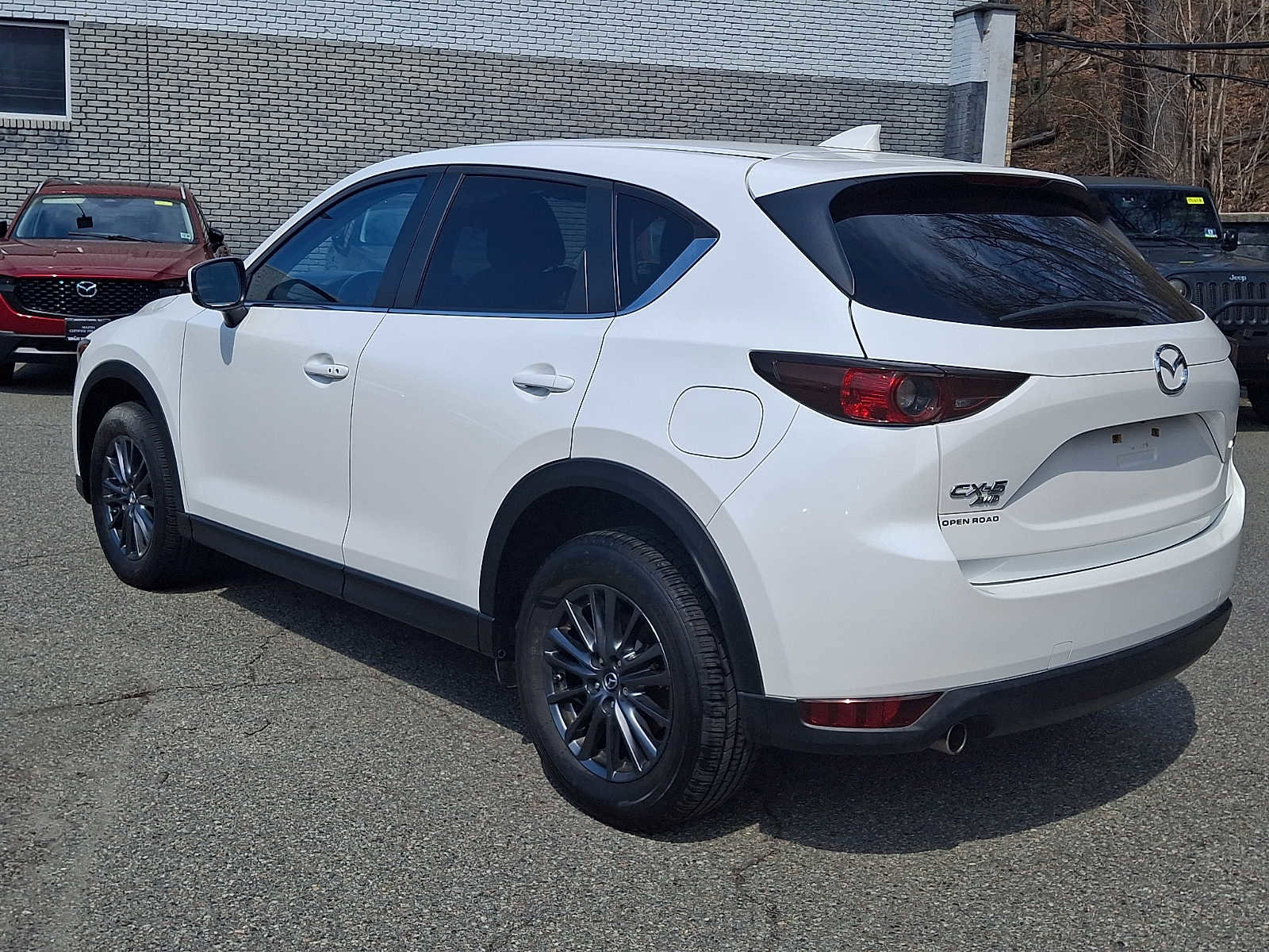Used 2019 MAZDA CX-5 Touring image 6