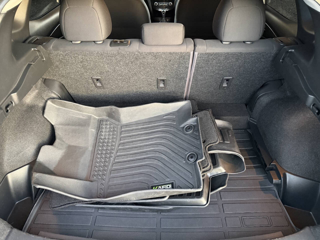 Used 2022 Nissan Rogue Sport S image 38