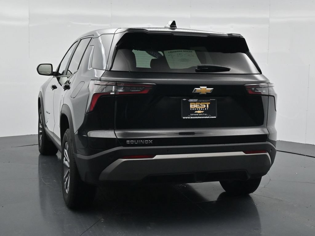 Used 2026 Chevrolet Equinox LT w/ Convenience Package II FWD image 6