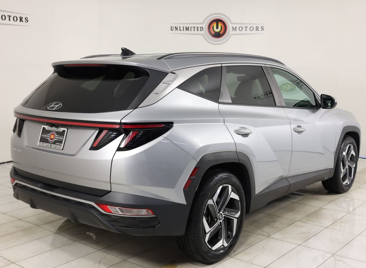 Used 2024 Hyundai Tucson SEL w/ Convenience Package FWD image 3
