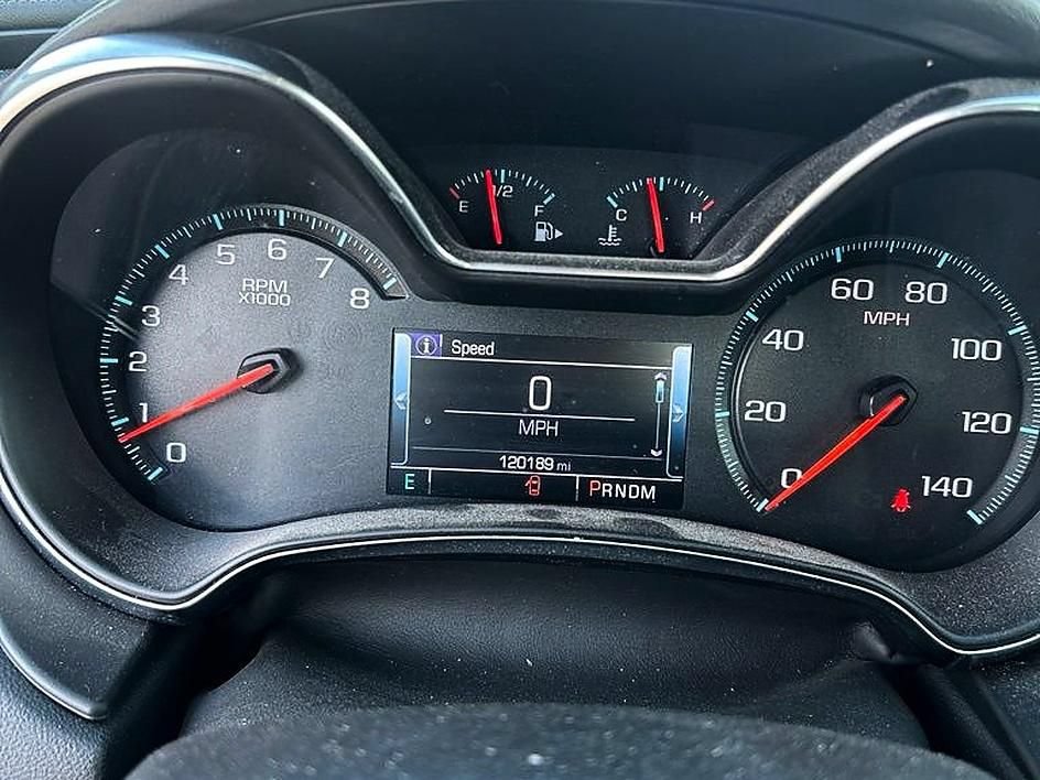 Used 2018 Chevrolet Impala Premier w/ Premier Confidence Package FWD image 11