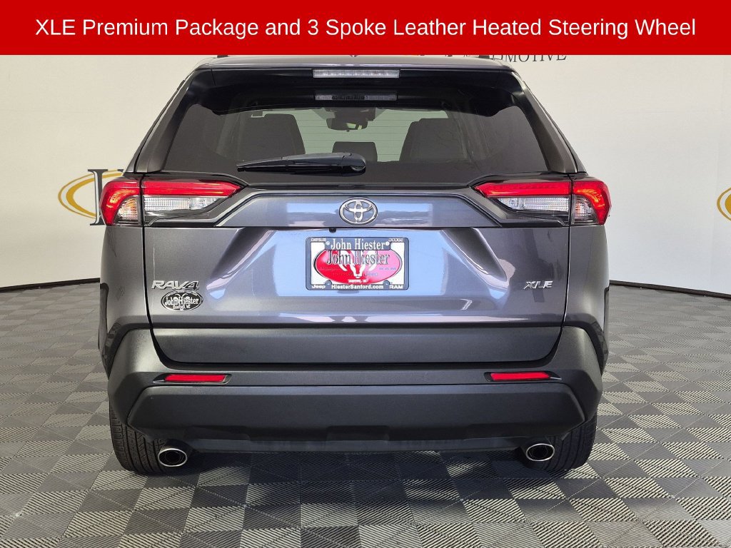 Used 2022 Toyota RAV4 XLE Premium FWD image 6