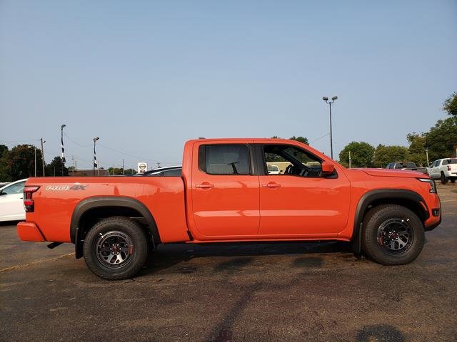 New 2025 Nissan Frontier PRO-4X w/ Interior Protection Package image 11