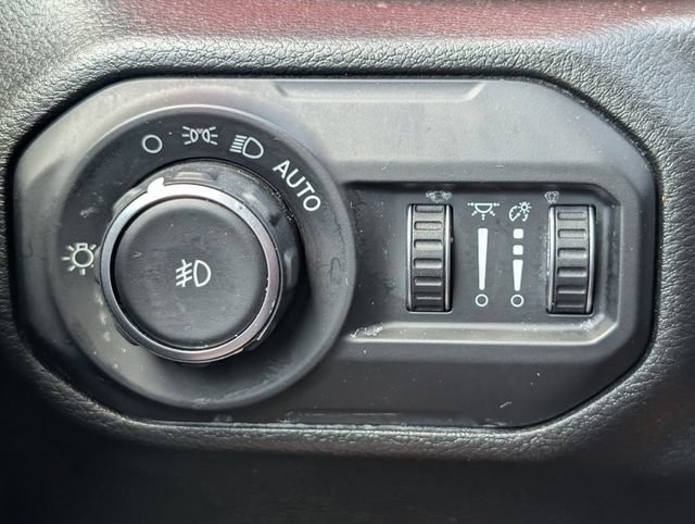 Used 2021 Jeep Wrangler Unlimited Rubicon AWD/4WD image 22