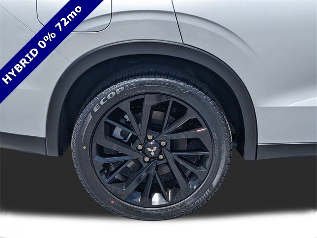 New 2025 Mitsubishi Outlander SEL Black Edition image 11