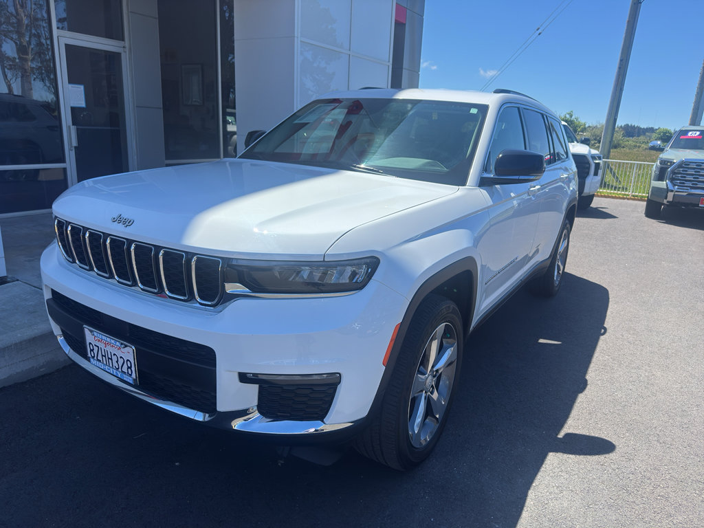 Used 2021 Jeep Grand Cherokee L Limited RWD image 2