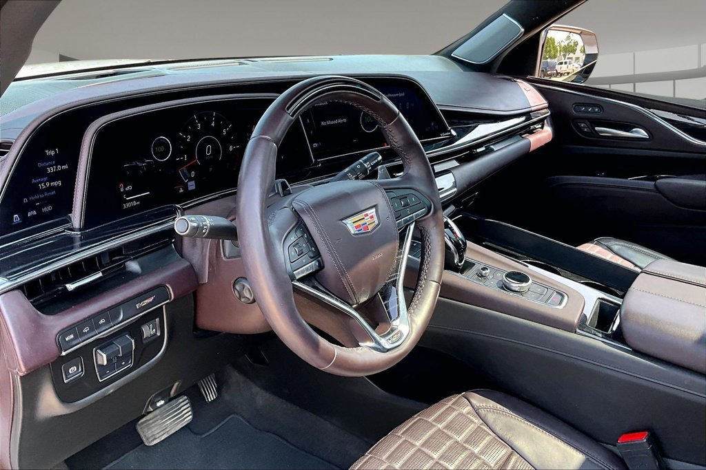 Used 2024 Cadillac Escalade V AWD/4WD image 13