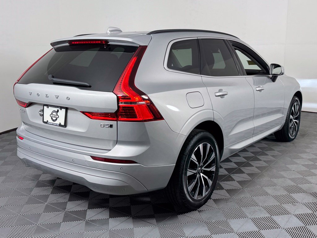 Certified 2023 Volvo XC60 B5 Core w/ Climate Package AWD/4WD image 6