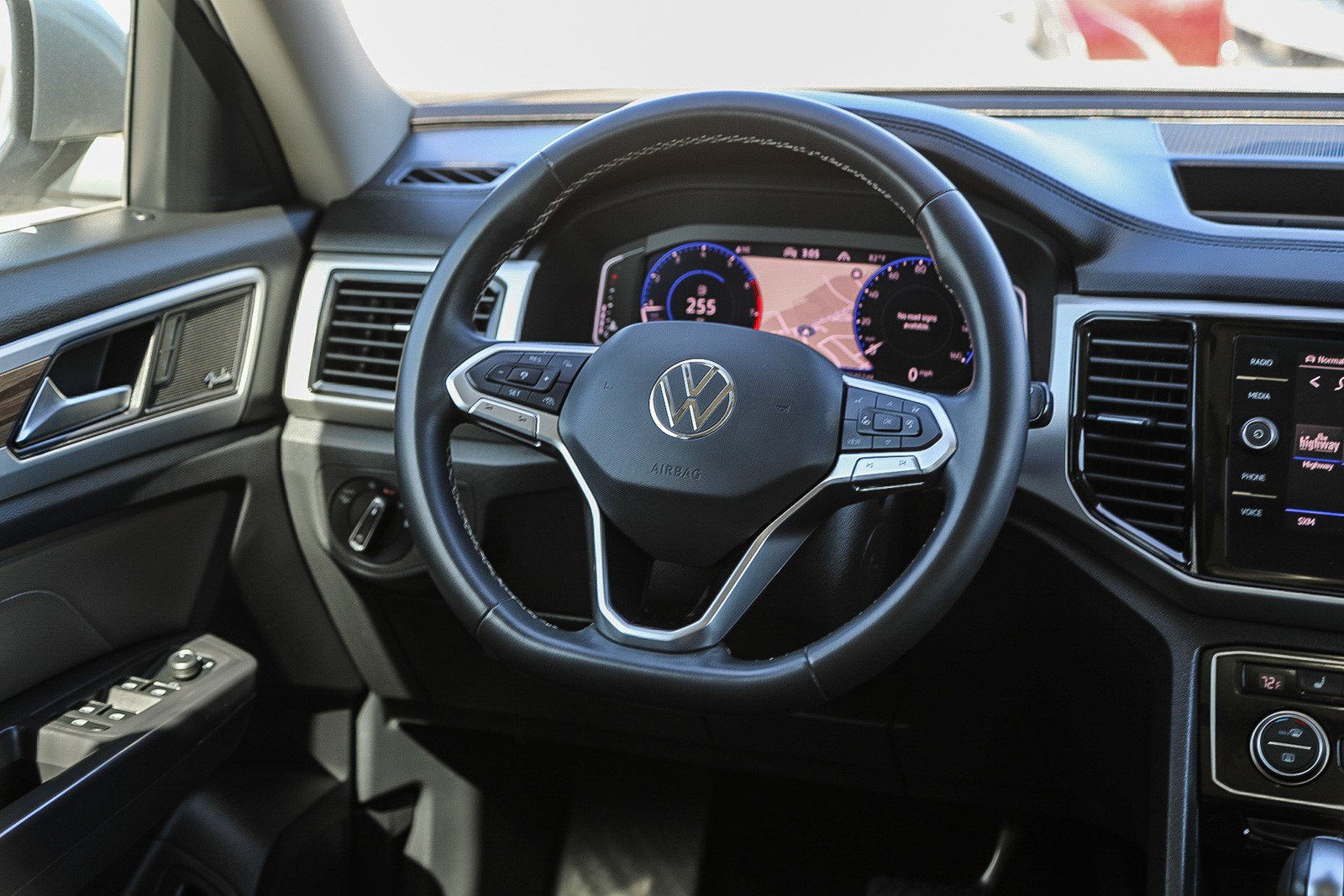 Used 2021 Volkswagen Atlas SEL Premium AWD/4WD image 15