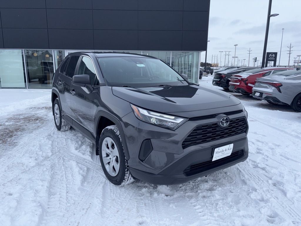 Used 2023 Toyota RAV4 LE image 3