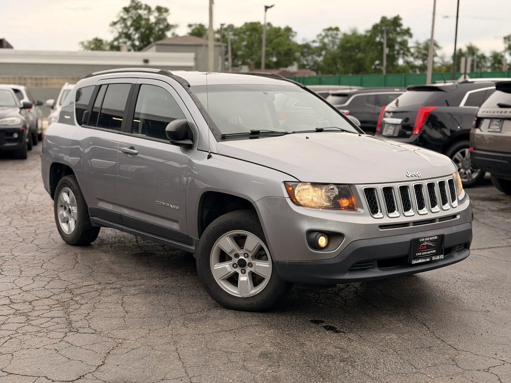 Used 2016 Jeep Compass Sport w/ Power Value Group FWD image 3