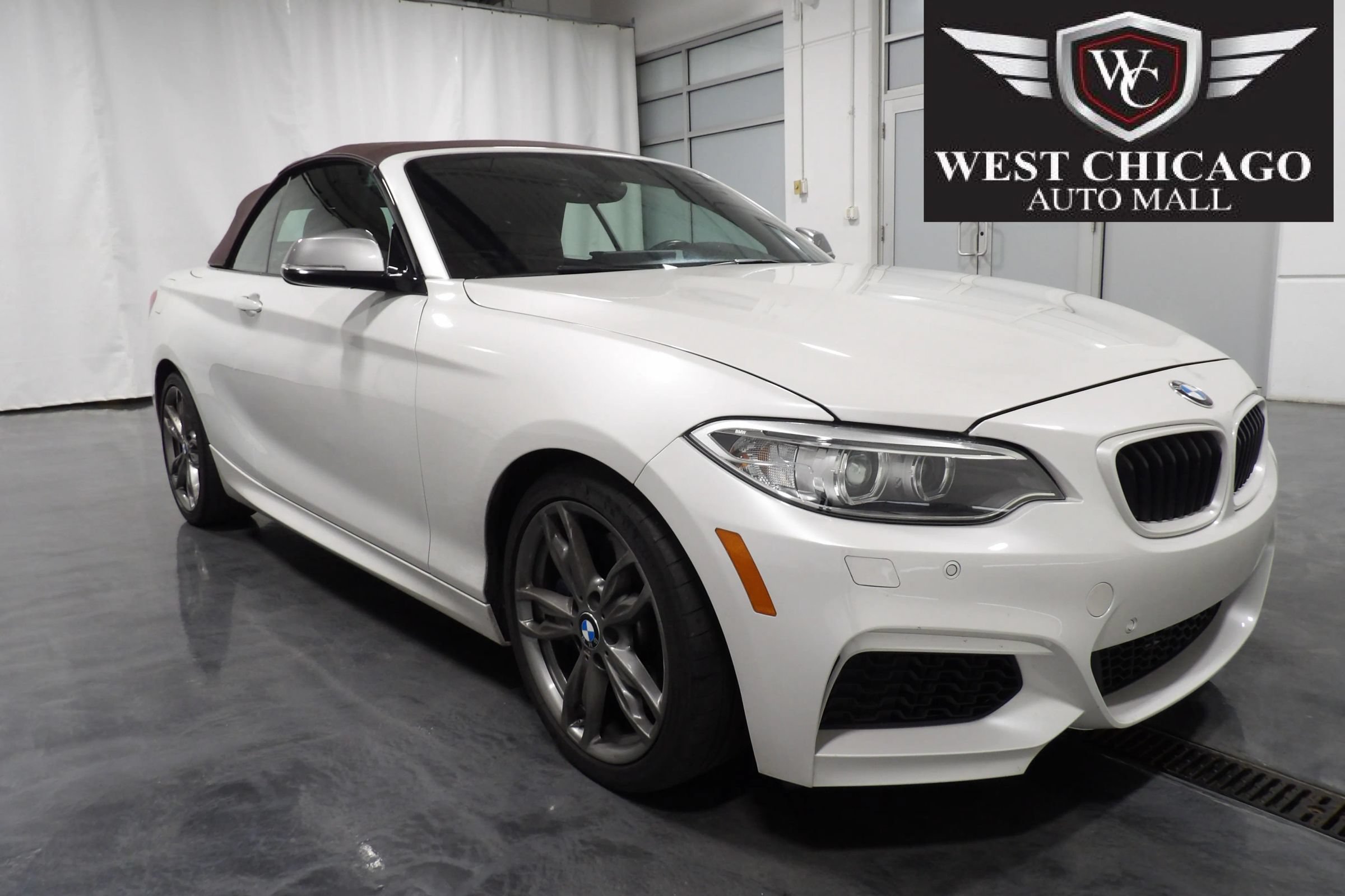Used 2016 BMW M235i xDrive Convertible AWD/4WD image 2