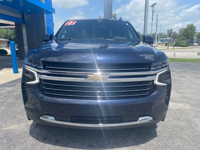Used 2022 Chevrolet Suburban LT w/ Luxury Package AWD/4WD image 6