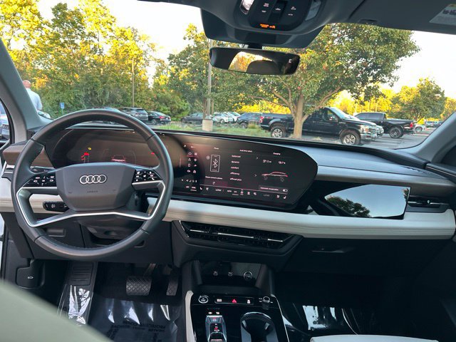 Used 2025 Audi Q6 e-tron Premium Plus AWD/4WD image 20