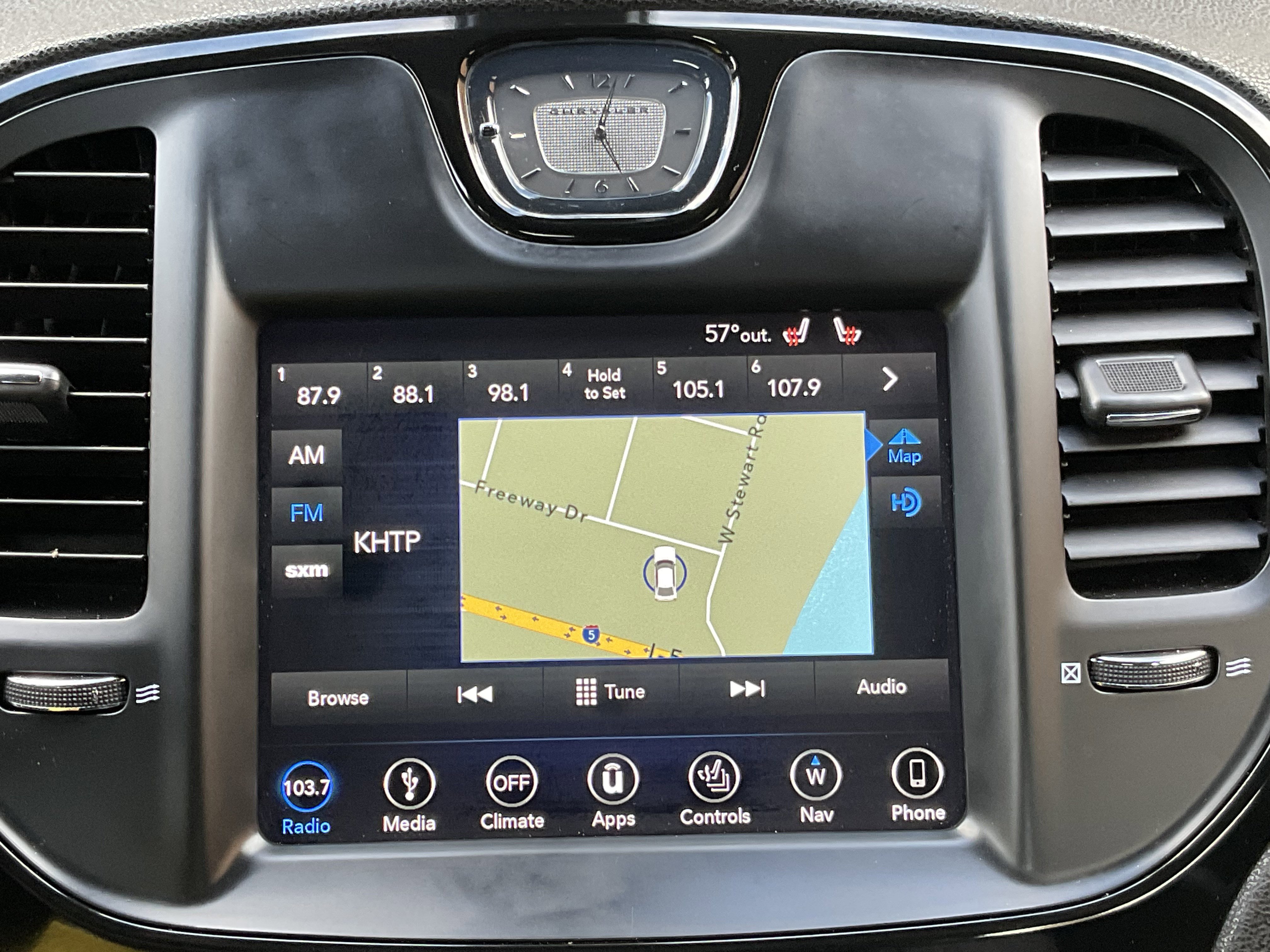 Used 2019 Chrysler 300 S AWD/4WD image 12