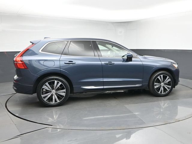 Used 2023 Volvo XC60 B5 Plus AWD/4WD image 9