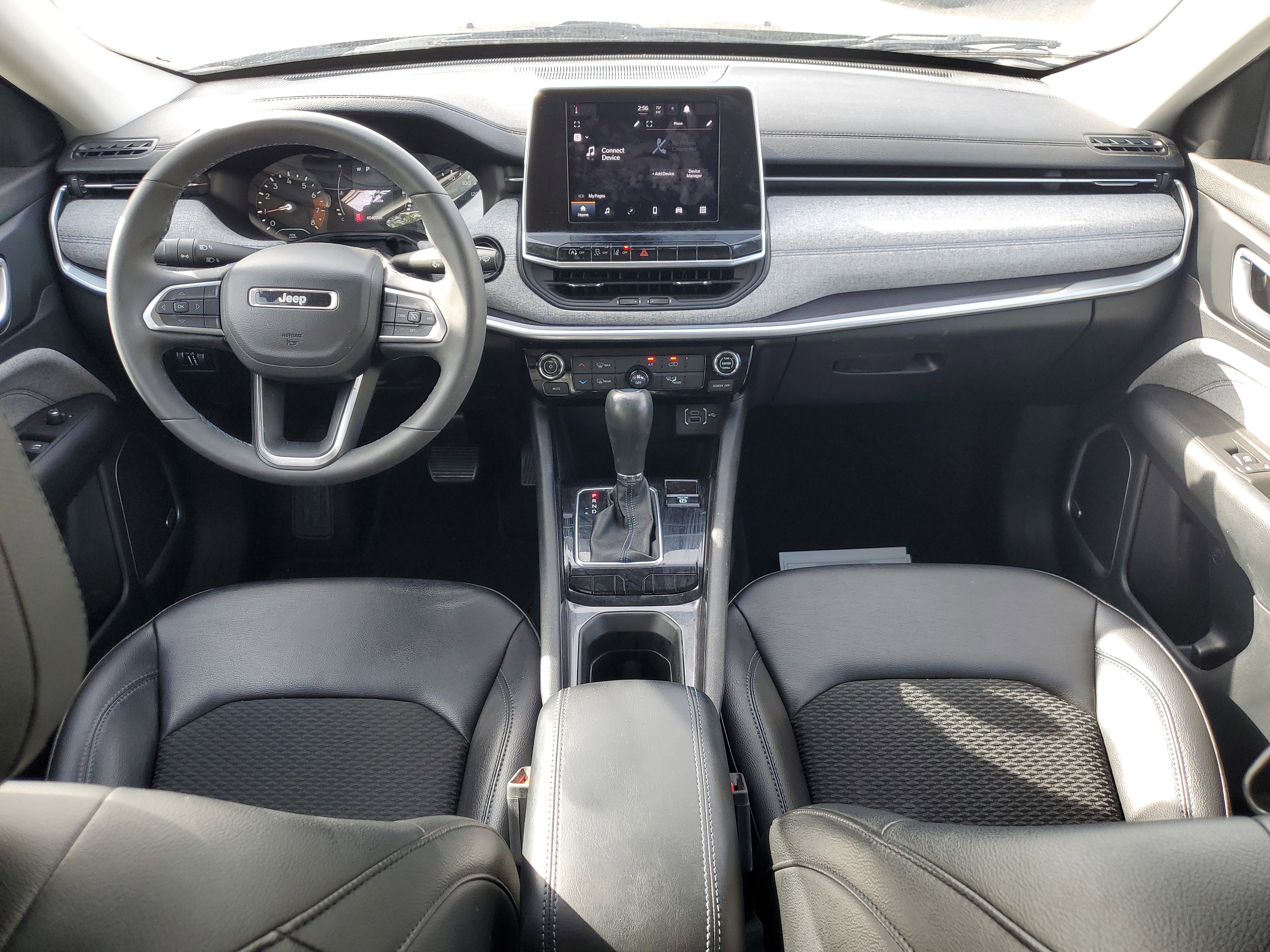 Used 2022 Jeep Compass Latitude w/ Sun and Sound Group image 18