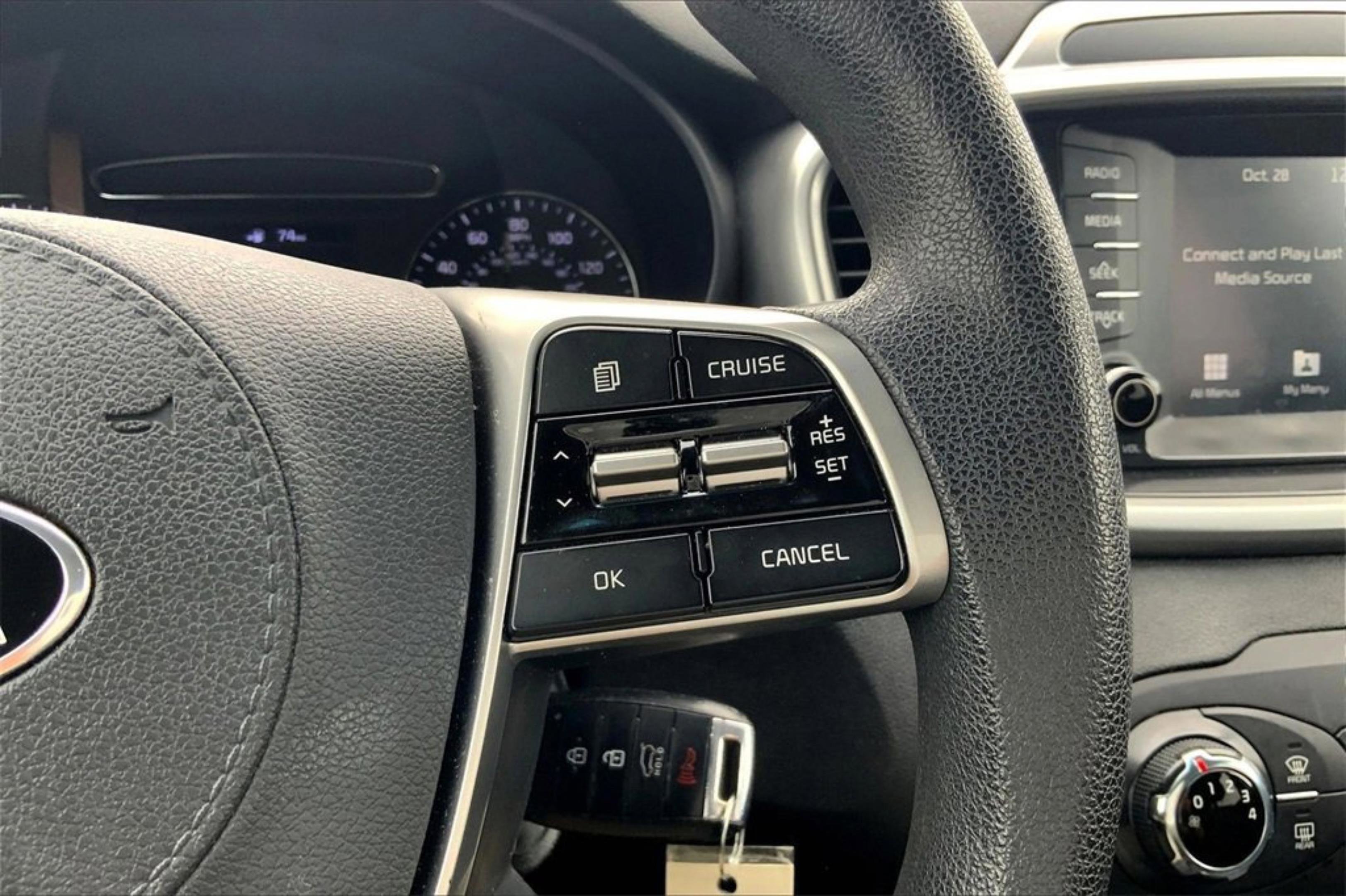 Used 2020 Kia Sorento LX image 20