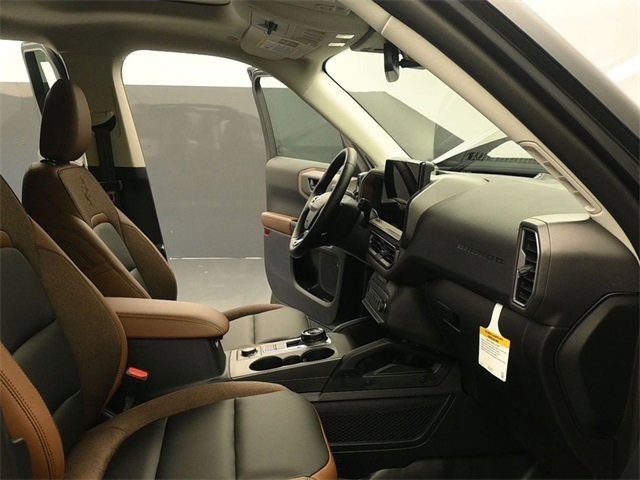 New 2025 Ford Bronco Sport Outer Banks w/ Sasquatch Outer Banks Package image 16