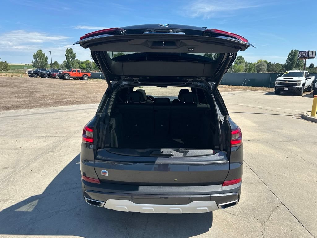 Used 2021 BMW X5 xDrive40i w/ Premium Package AWD/4WD image 24