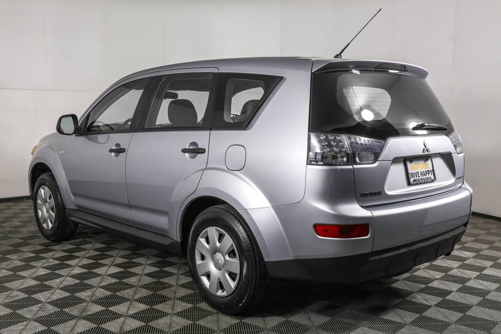 Used 2009 Mitsubishi Outlander ES image 15