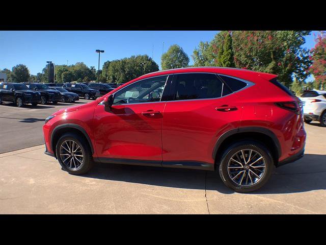 Certified 2023 Lexus NX 250 FWD w/ Towing Package (2000 Lbs) image 5
