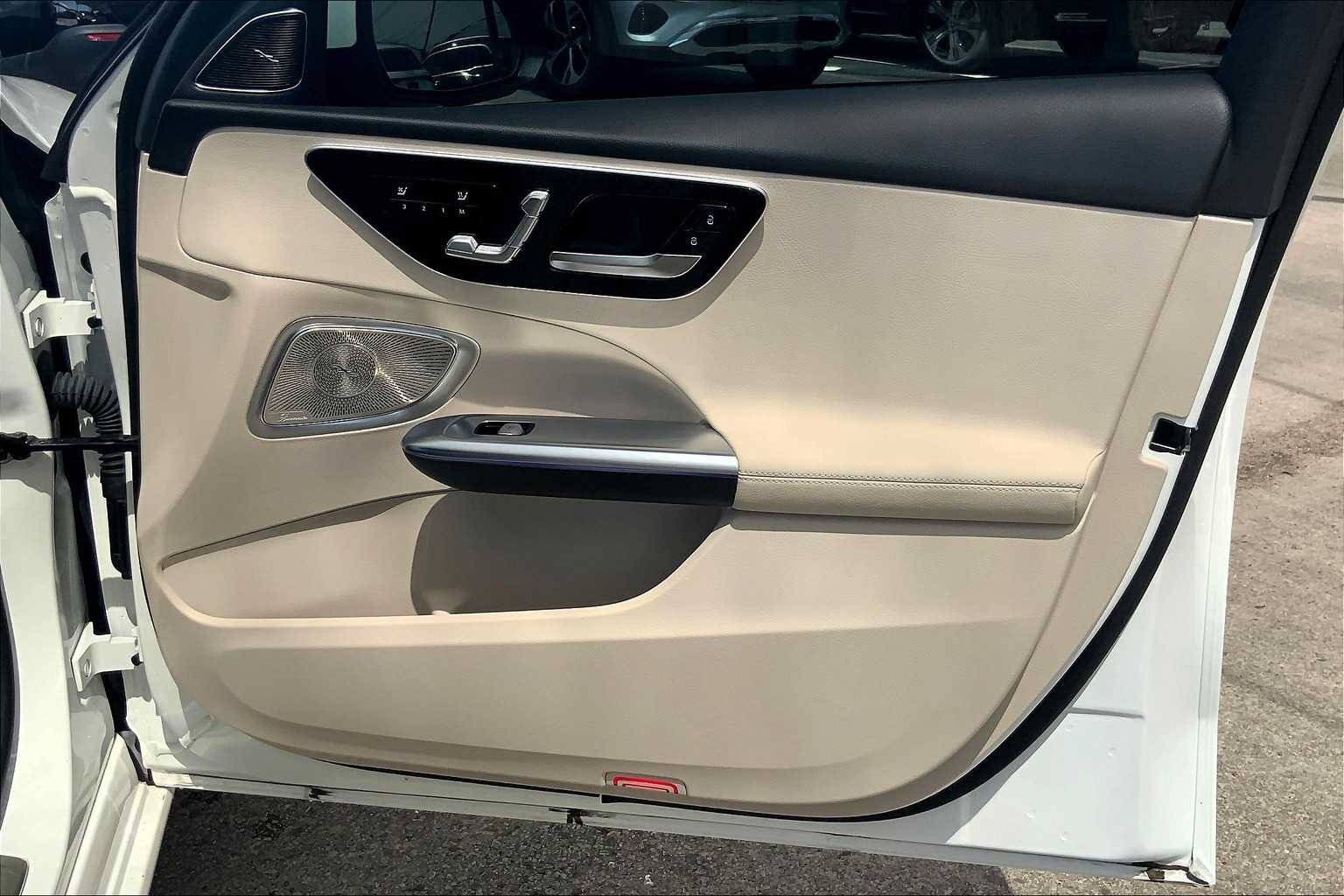 Certified 2022 Mercedes-Benz C 300 Sedan w/ Exclusive Trim Package image 22