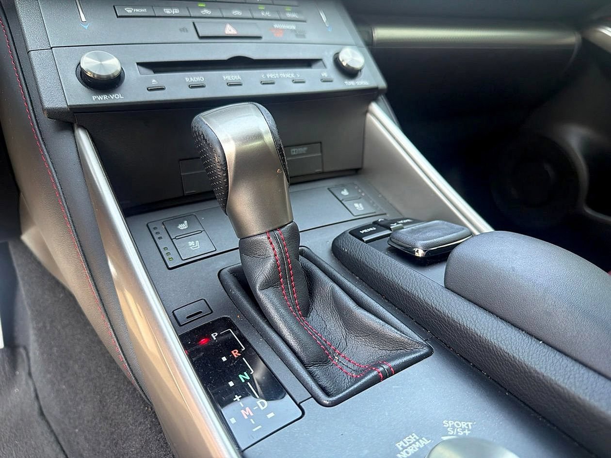 Used 2016 Lexus IS 350 RWD image 20