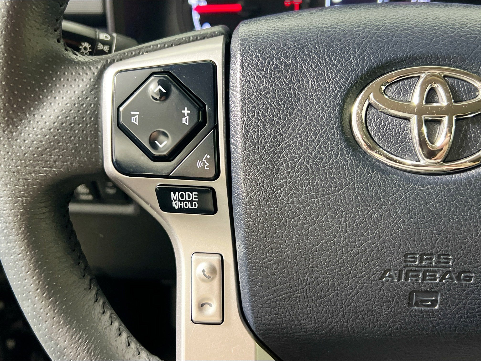 Used 2024 Toyota 4Runner SR5 image 18