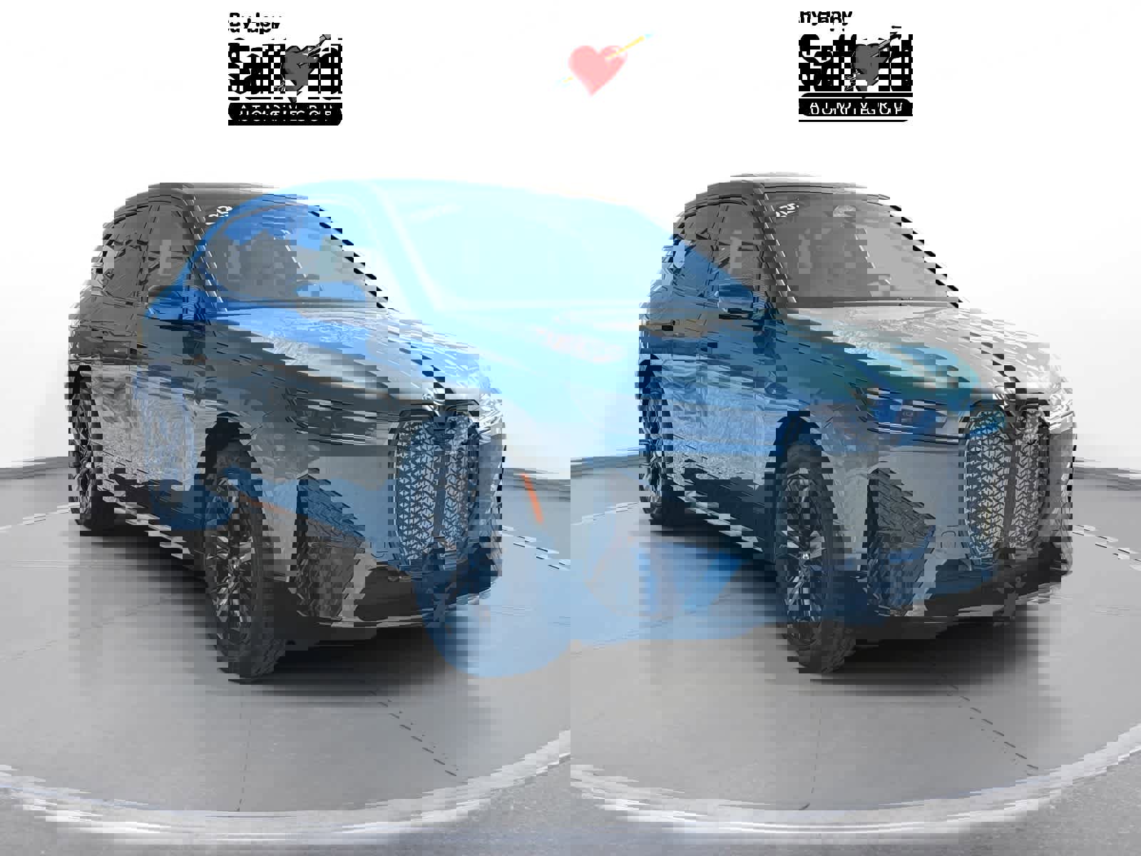 Used 2025 BMW iX xDrive50 w/ Premium Package image 10