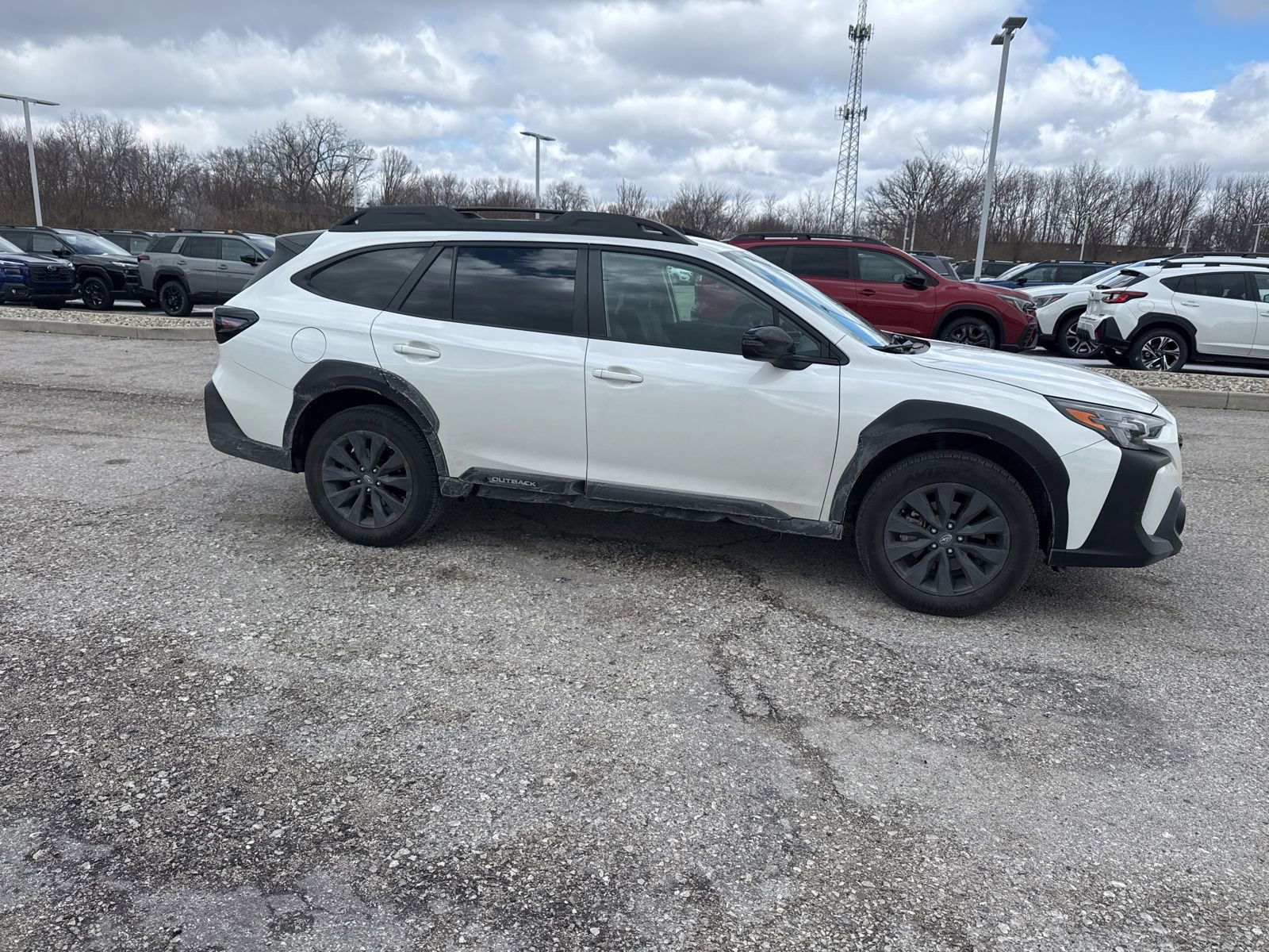 Used 2023 Subaru Outback Onyx Edition image 9