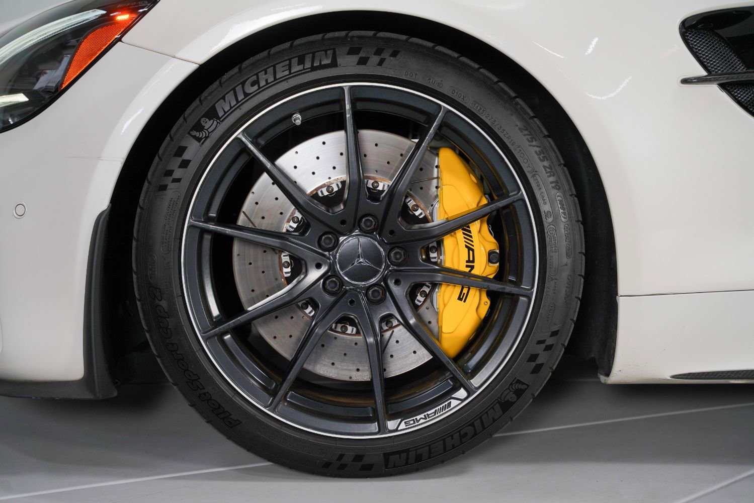 Used 2020 Mercedes-Benz AMG GT R image 19